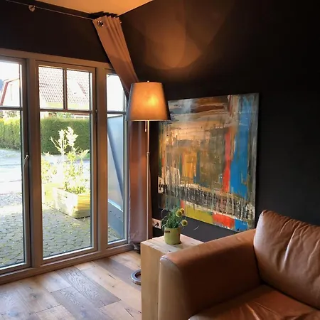 Stylisch-wohnen-in-wyk-ferienhaus-mal-huus *